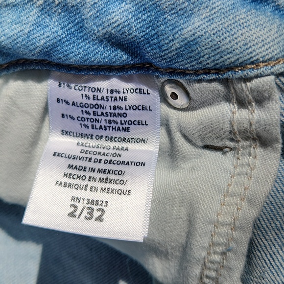 Idyllwind Women's Melbourne Medium Wash High Risin Distressed Bootcut Jeans - Picture 5 of 7